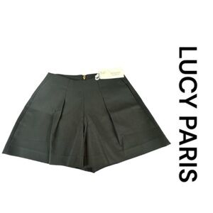 LUCY PARIS (Dillard's) Black No Waist Shorts, Front Pockets, Size L.